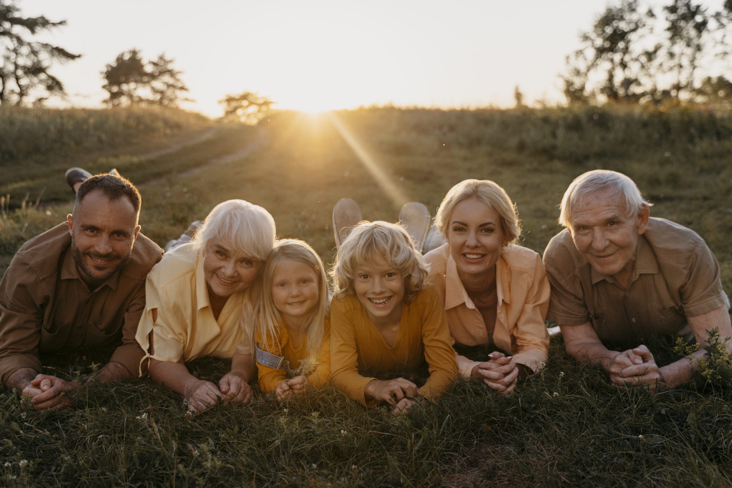 full-shot-happy-family-grass